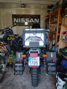 Suzuki DR 650 RSE - 5