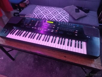 Roland E-56 - 5