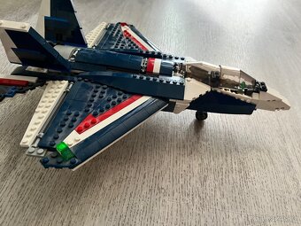 LEGO Creator 31039 - Stíhačka Blue Power - 5