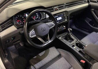 VW Passat 1.5 TSI EVO výbava Business, perfektní stav, níz - 5