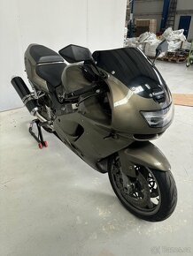 Kawasaki ZX9 - 5