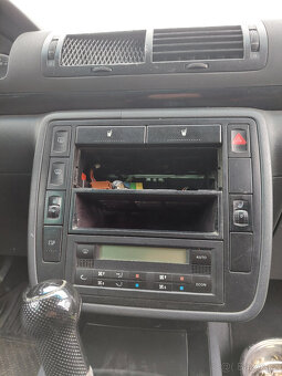 VW SHARAN 1,9 TDI - 5