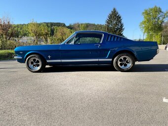 Ford mustang fastback 1966 - 5