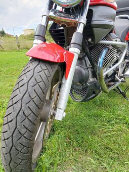 Moto Guzzi Breva 750IE - 5