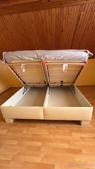 Manželská postel 180×200 cm, polohovací rošty - 5