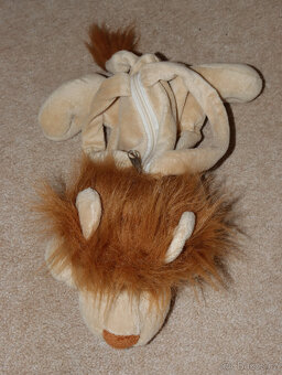 Lev plyšové zvířátko a taška v jednom - 5