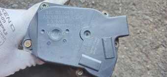 Skrtici klapka fabia 03c133062b - 5