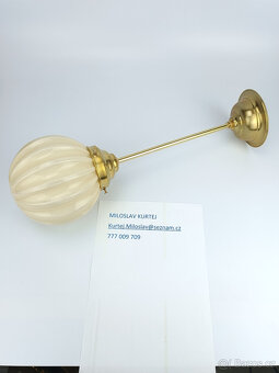 MOSAZNÝ LUSTR KOULE MAČKANÁ OKROVÁ - 5