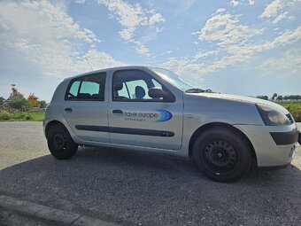 Renault clio 2 facelift - 5