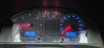 Vw t5 1.9 tdi rok 2005 - 5