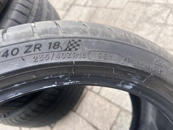 Michelin Pilot Sport 4 235/40 R18 - 5