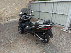 Piaggio MP3 300  2016 CZ doklady v ceně Kufr v ceně - 5