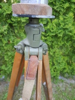 Vojenský dřevěný stativ - 5