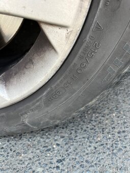 letní pneu 215/65/16 včetně disku - 5