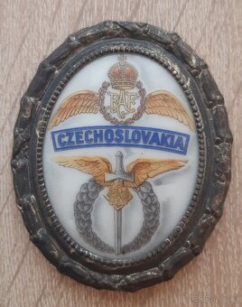 KAZETA S LETECKÝMI ZNAKY - NÁRODNÍ LETECKÁ SBÍRKA 1946 - 5