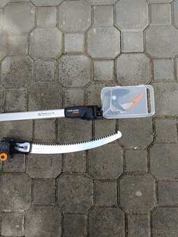 Fiskars Power UPX86-nuzky na vetve - 5