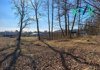 Prodej stavebního pozemku o výměře 1235 m² v Nové Roli - 5