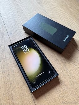 Samsung Galaxy S23 256GB zelený - 5