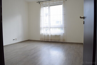 Pronájem bytu 2+kk, Jantarová, Moravská Ostrava, 16900 Kč/mě - 5