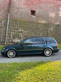 Volkswagen Bora Variant 2.3 V5 125kw AQN Highline - 5