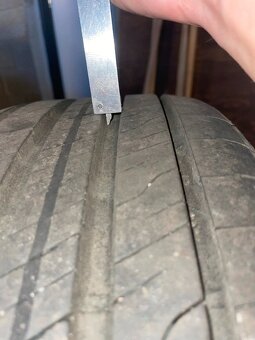 Pnueu GoodYear 205/55 R16 91V - 5
