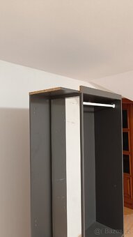 Šatní skříň - 5