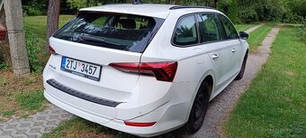 Škoda Octavia IV 1,5TSI G-TEC r. 12/2023 - 5