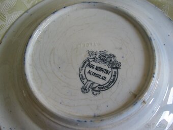 Porcelánové ozdobné talíře - 5