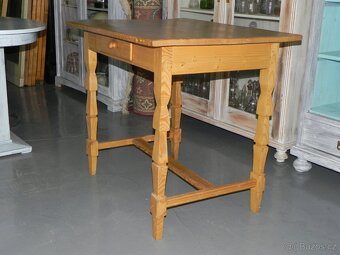 Starý smrkový stůl - 5