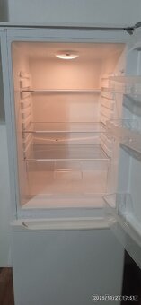 Lednice s mrazničkou dole CANDY - 5