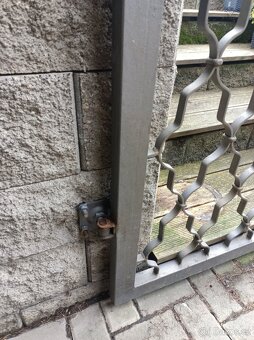 Železná dvoukřídlá branka - 5