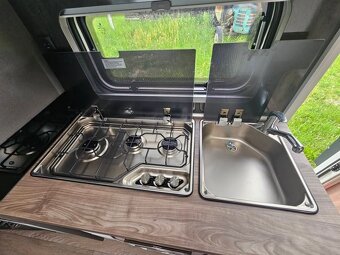 NOVÝ Hobby excellent edition 490KMF - 5