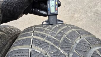 Zimní pneu 195/65/15 Semperit - 5