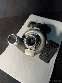 // Turbo Mercedes OM 642 V6 - 3.0CDI/CRD // - 5