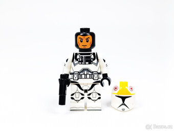 Custom LEGO Star Wars minifigurka Phase 1 Clone Pilot - 5