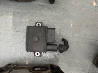 Bmw 320D N47 130kw příslušenství motoru - 5