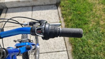 Dětské kolo Specialized Hotrock 20" - 5