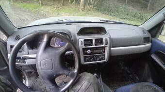 Pajero Pinin - 5