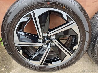 Mitsubishi 18x7J jako nová - 5
