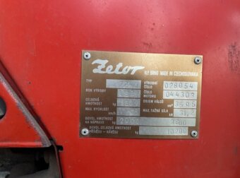 Traktor zetor 7245 - 5