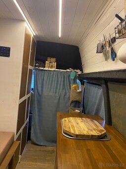 Pronájem obytného vozu/ karavanu pro 2-3lidi VW T5 - 5