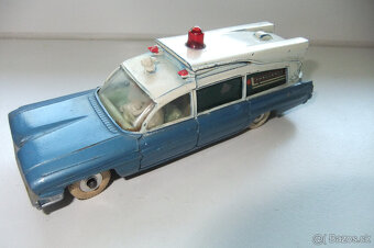Raritne original US auticka od DINKY TOYS mierka 1:43 - 5