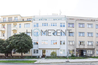 Pronájem útulného bytu 2+kk s balkonem do zeleně – Vršovice, - 5