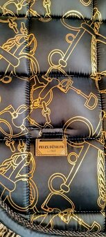 Sada podsedlovka a dvě trika - 5