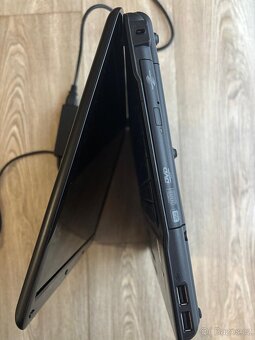 Funkční notebook HP s grafikou ATI Radeon - 5