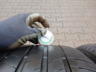 245/40/19 letní pneu bridgestone - 5