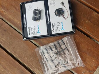 Team Associated B6 - 5