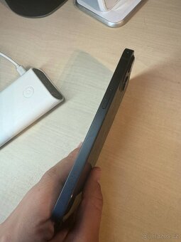 iPhone 13 Midnight 128 GB - 5