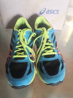 Běžecké boty zn. Asics, vel. 43,5 - 27,5 cm - 5