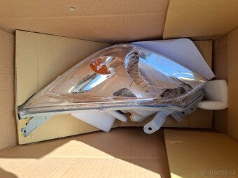 Nové přední světla na Toyota Land Cruiser r.v. 2008 - 5
